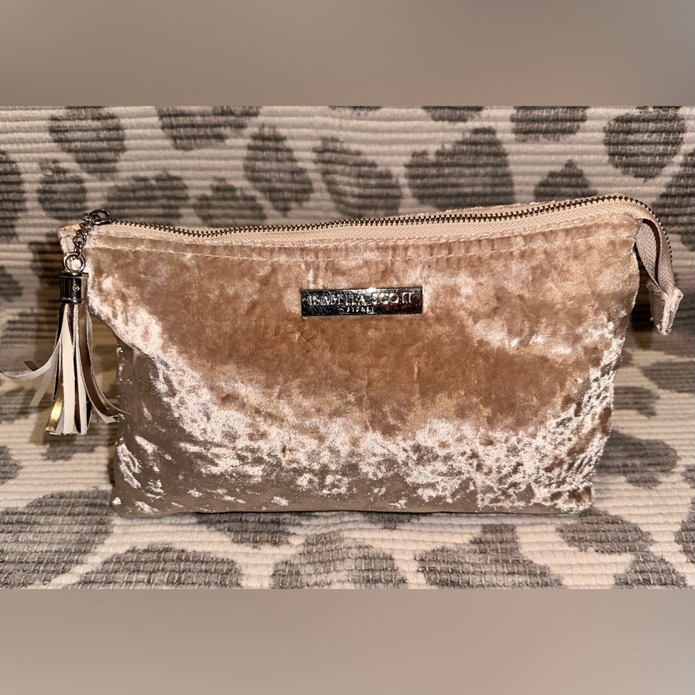 Make-up bag/organizer